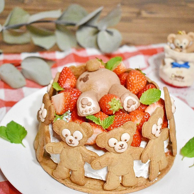 ダッフィーのいちごケーキ