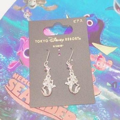 ピアス