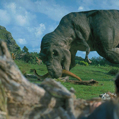 食事をするティラノサウルス