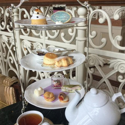 優雅なアフタヌーンティーセット