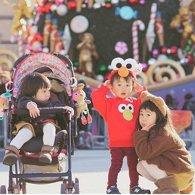 ビッグフェイスが印象的なエルモコーデ