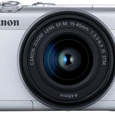 EOS　M200