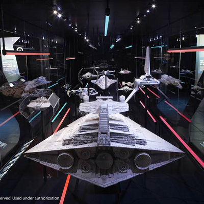 戦艦・戦闘機の展示