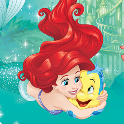 アリエルに抱きしめられているフランダーとセバスチャン