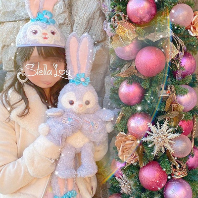 ふわふわコート×ぬいぐるみのクリスマスコーデ