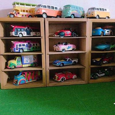 たとえばこんな棚に入れてみるとか…