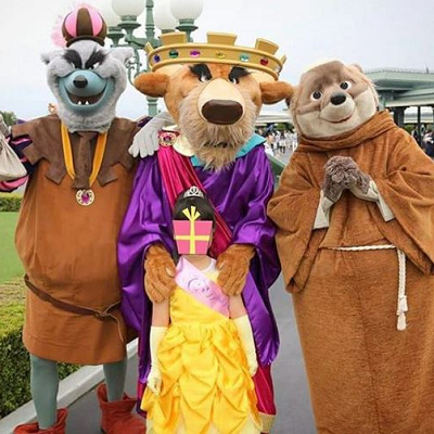 左からシェリフ＆プリンスジョン＆タック神父