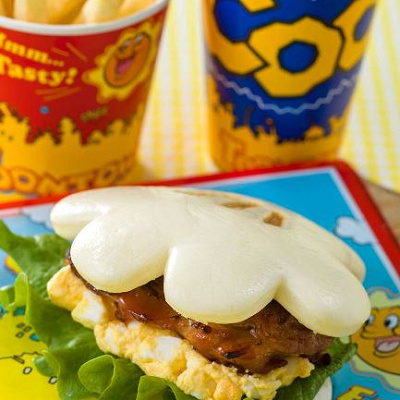 グローブシェイプ・ローストチキンパオ（エッグ入り）