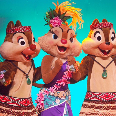 キャラクターとのグリーティングも