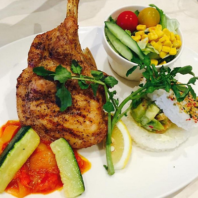 香草風味のチキンプレート ライス付き ¥1,680
