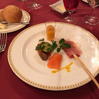 高級レストラン・マゼランズのランチコース『ノーススター』