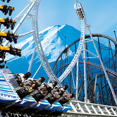 富士急ハイランドに電車で行く方法