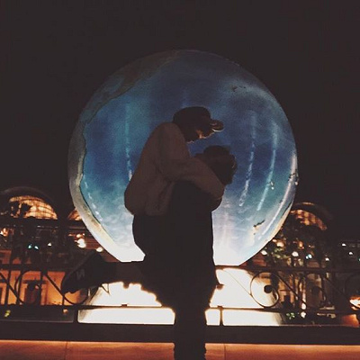 抱っこシルエットポーズ