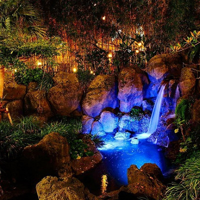 歩きながら会話も楽しみたい