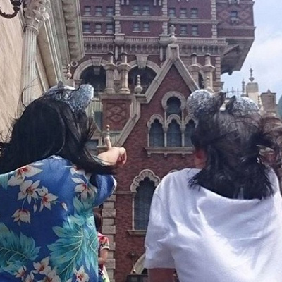 タワー・オブ・テラー前の広場で♪