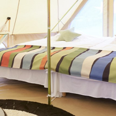 テント内の様子