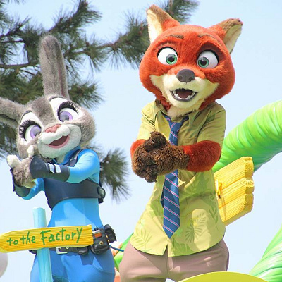 画像の左側がジュディ・右側がニック