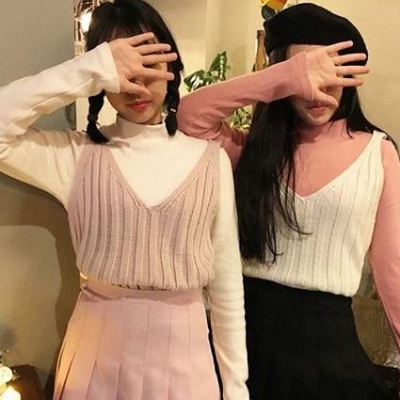 ニットビスチェ