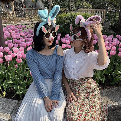 色違いうさ耳スパンコールカチューシャのリンクコーデ