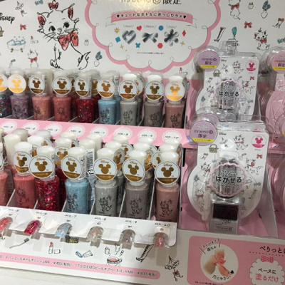 マリーちゃんコラボのネイル