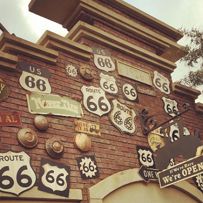 メーターのジャンクヤード・ジャンボリー横にあるメーターの車庫