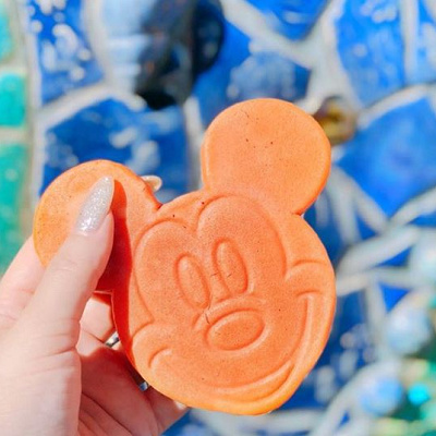 ミッキーカステラケーキ（キャラメルクリーム）