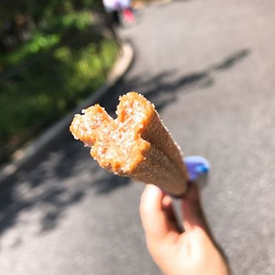 ミッキーチュロス（シナモン味）