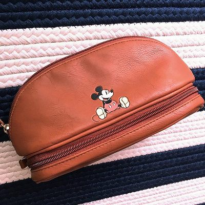 ミッキーの化粧ポーチ
