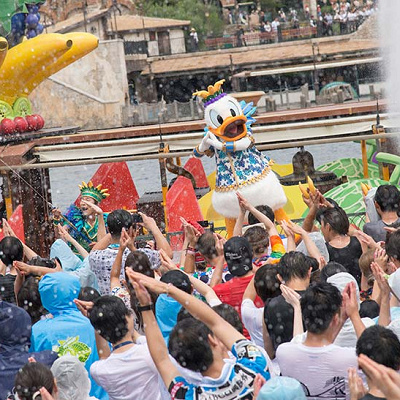 ミニーのトロピカルスプラッシュはバナナダンスで盛り上がろう！