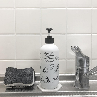 モノクロデザインのミッキー＆ミニー