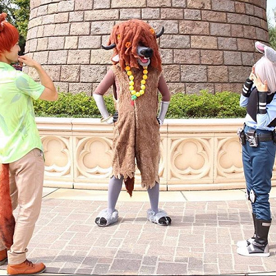 キツネのニック、ヤクのヤックス、ウサギのジュディ