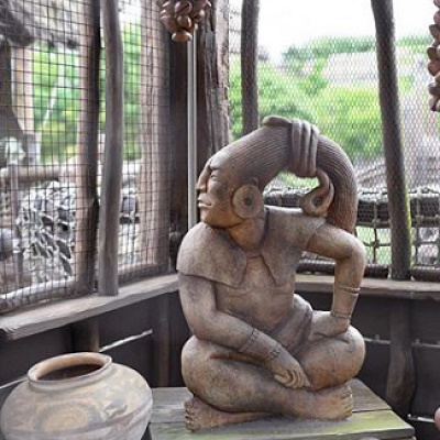 小さな小屋に注目