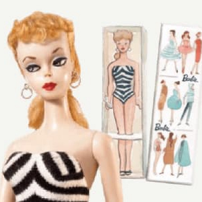 初代バービー人形