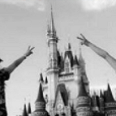 オズワルドTシャツ