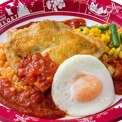 チキンのオーブン焼き、エッグとメキシカンライス添え