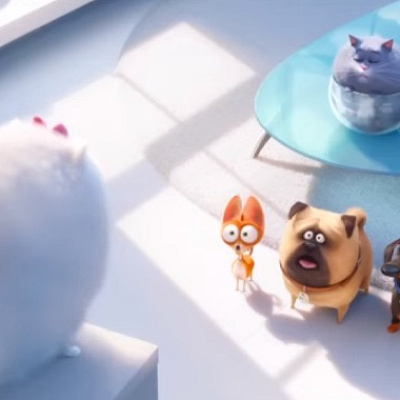 留守中にギジェット家に集まるペットたち／映画『ペット』