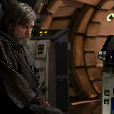 R2-D2とルーク・スカイウォーカー