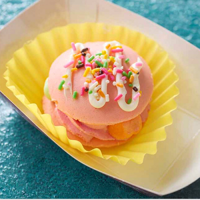 ラズベリーホイップサンド：550円