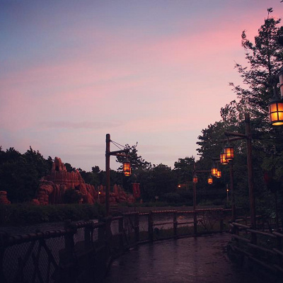 夕暮れから夜にかけておすすめ