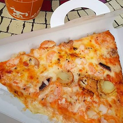 シーフードピザ