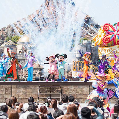 ショー「ファッショナブルイースター」