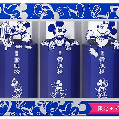 ミッキーデザインの化粧水でスキンケア♪