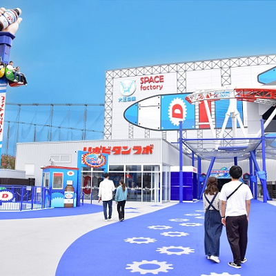 近未来をイメージした「SPACE factory」