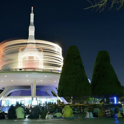 夜のスペースプレース・フードポートとスタージェットはまるで宇宙にいるかのよう♡
