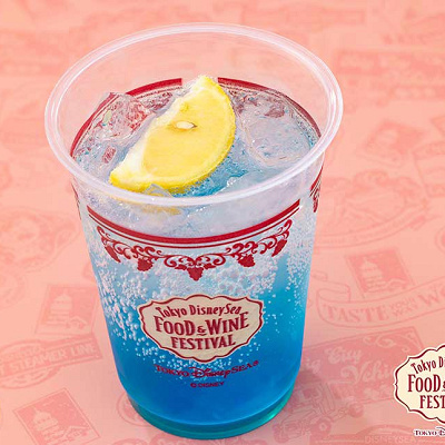 スパークリングカクテル（ライチーリキュール＆ブルーシロップ）