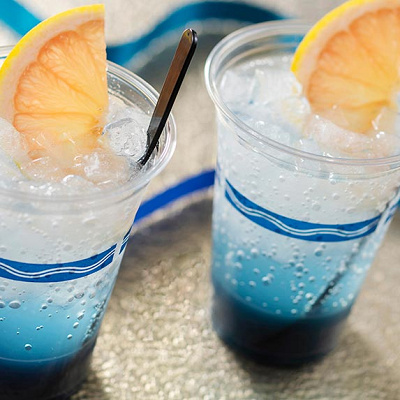 スパークリングカクテル（ライチーリキュール＆グレープフルーツ）