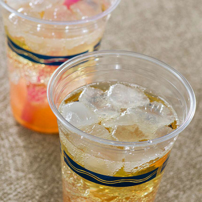 スパークリングカクテル(ピーチゼリー&ウイスキー)