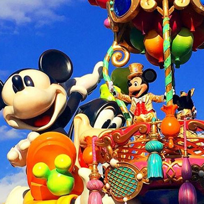 ショーを見ながらスタンバイ！