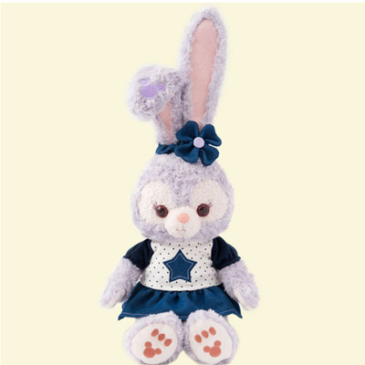 デニムコスチュームを身に着けたステラ・ルー