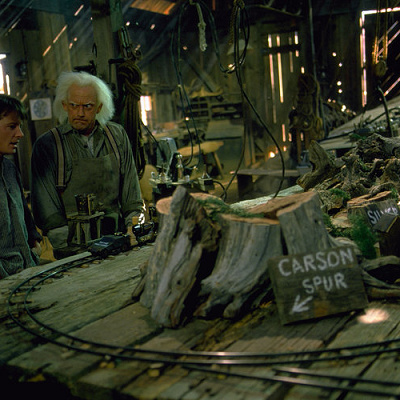 ドクの家で作戦会議